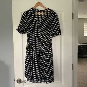 Anthropologie dress like new- great button detail